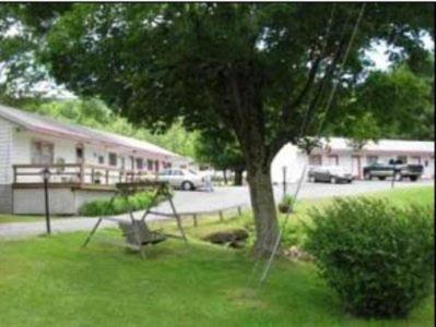 Four Seasons Motel Catskill Bagian luar foto